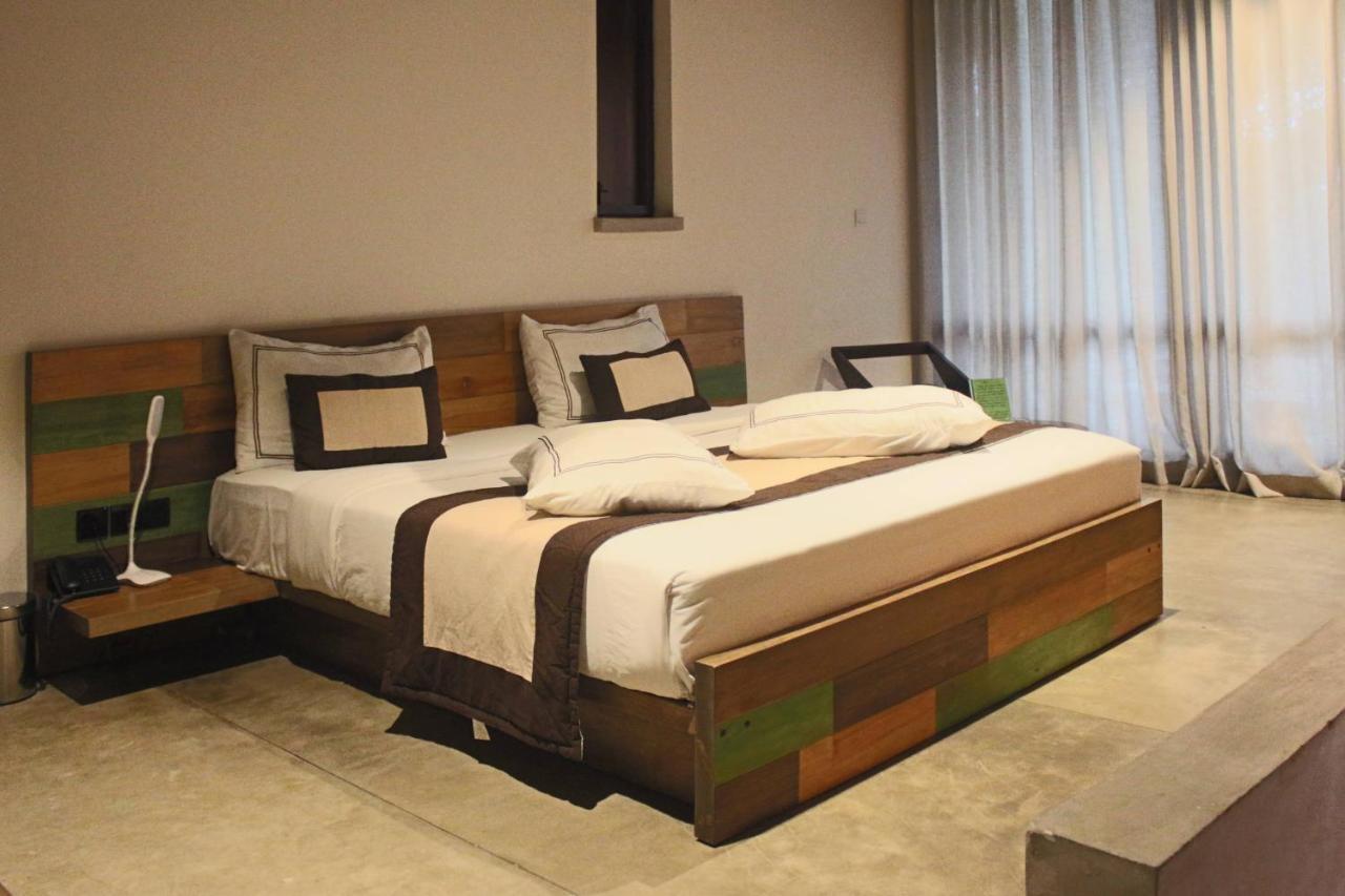 Swp Eco Lodge Канди Екстериор снимка